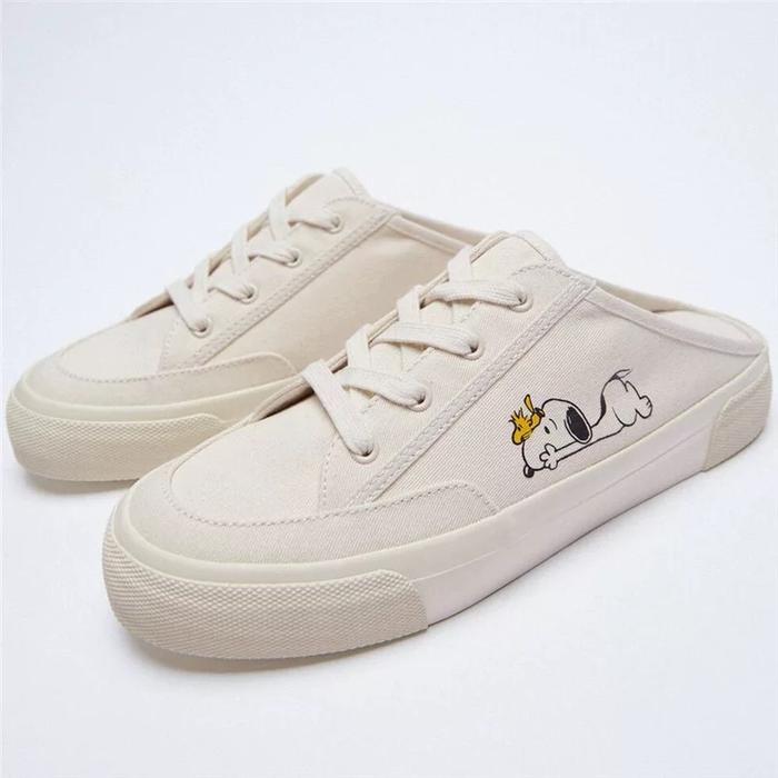 zara shoes snoopy
