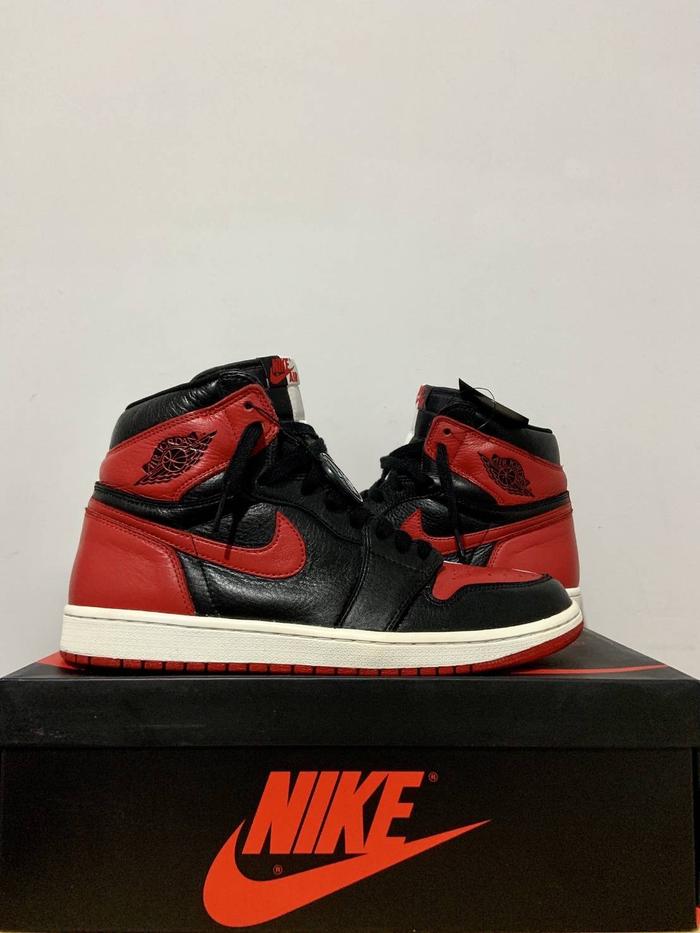 AIR JORDAN 1 HI HOMAGE TO HOME