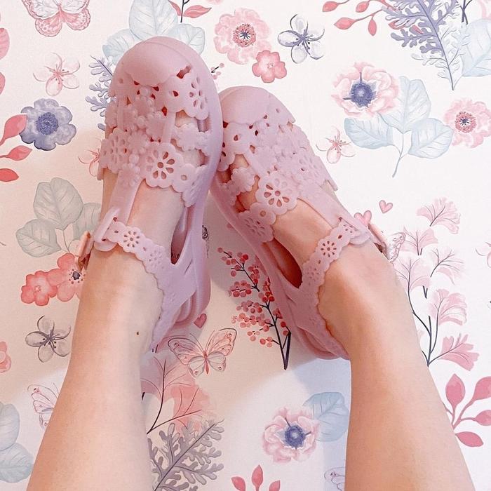 melissa possession viktor pink