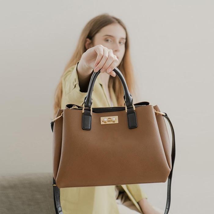 Tas Travel Les Catino Haziel Satchel L