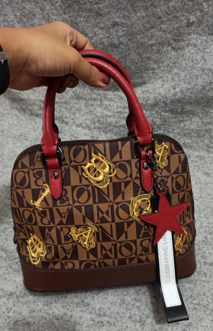 Tas bonia original bahan kulit motif monogram logo B model alma