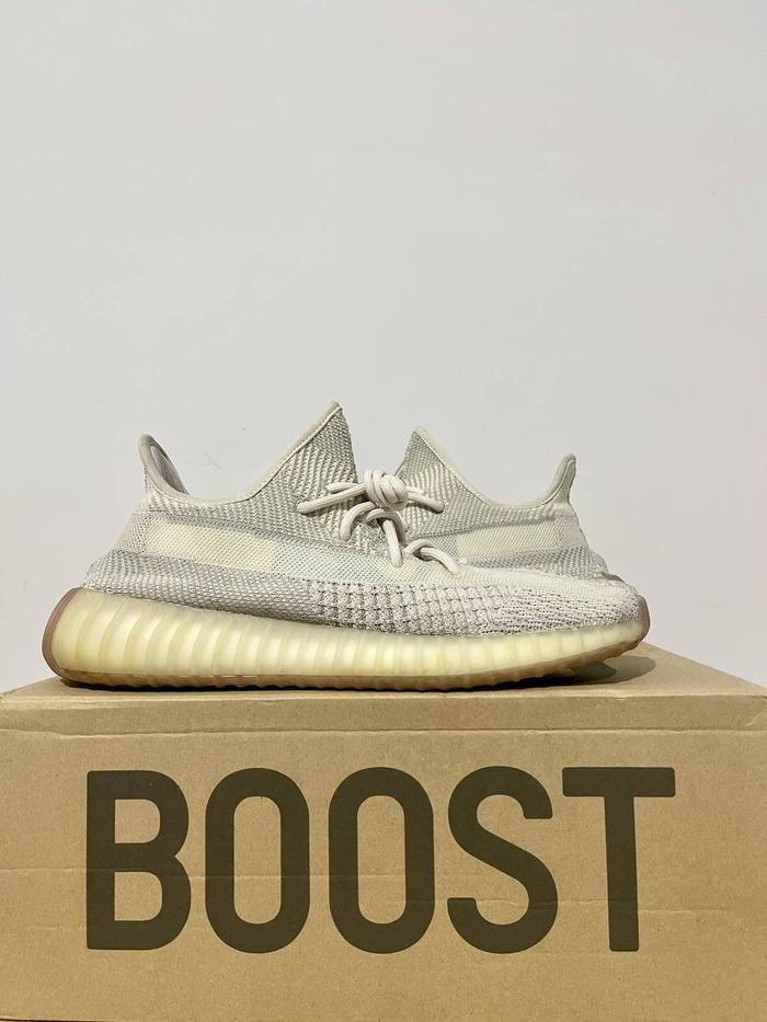 YEEZY 350 CITRIN