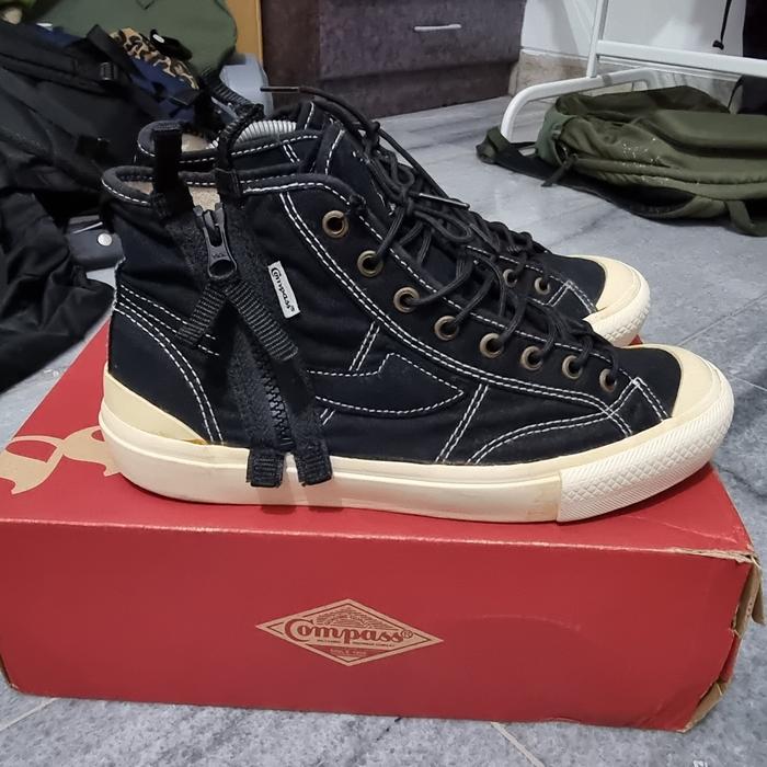 Sepatu Compass R&D V1 size 41