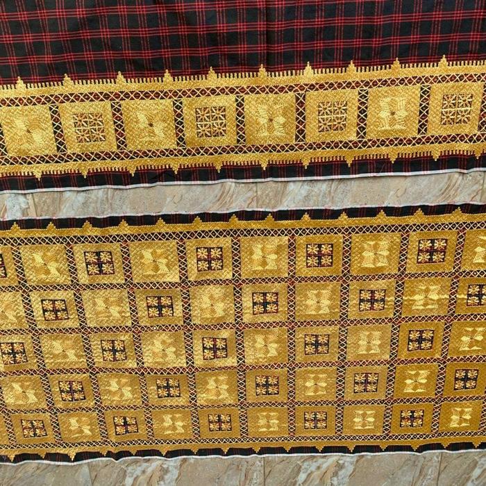 tapis lampung keramikan antik