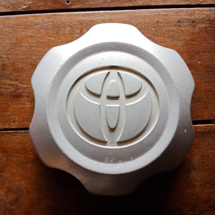 Wheeldop Mobil Hilux R15 original