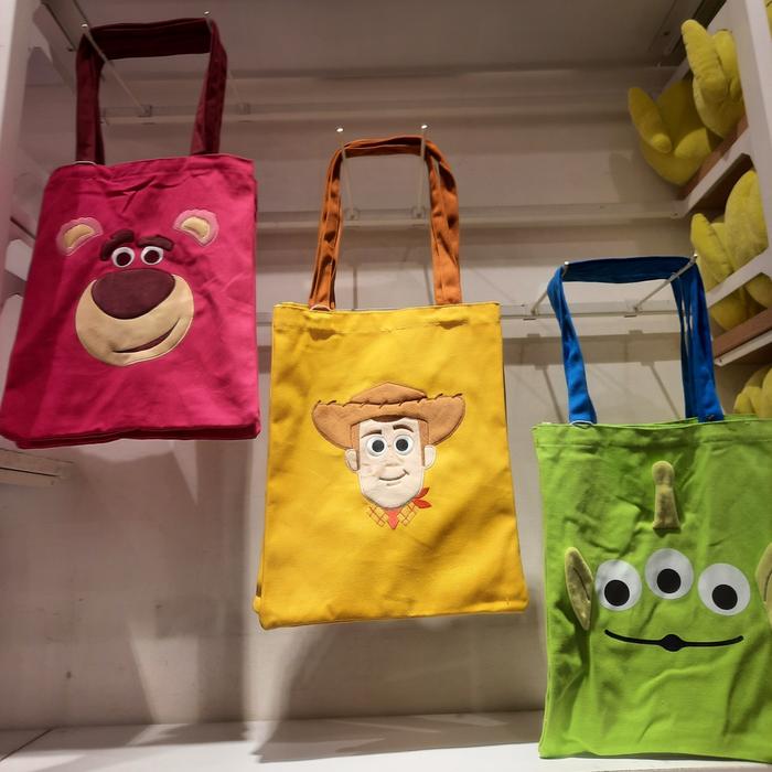 totebag miniso x toy story