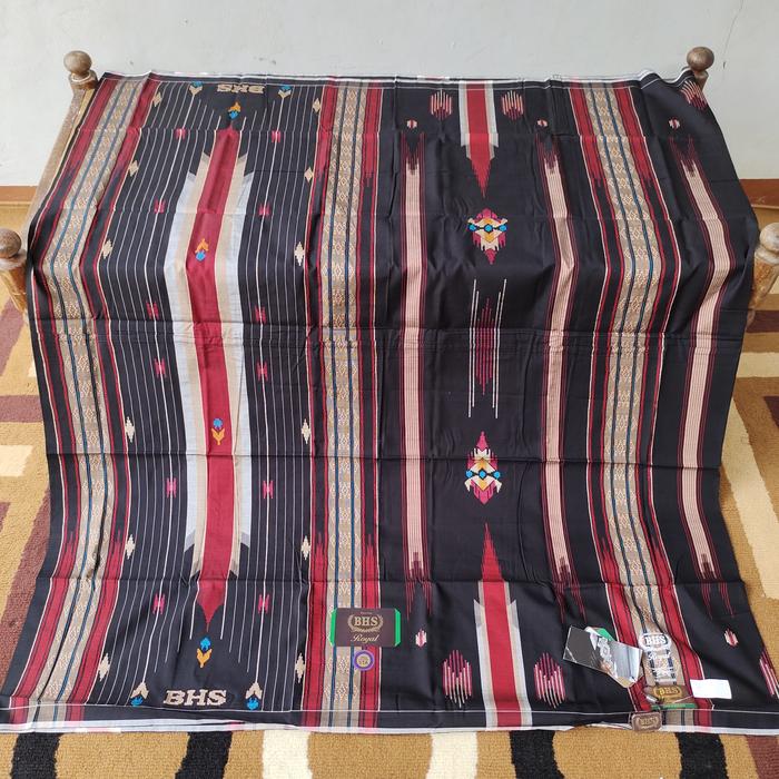 SARUNG BHS ROYAL STC GOLD