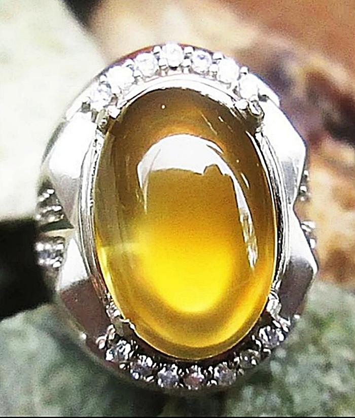 Natural batu akik Bacan Obi Kuning super HQ size kantoran