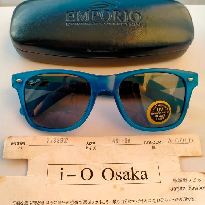 Wayfarer Sunglasses Brand: R.Bandidos Italy Design UV Protection Glass