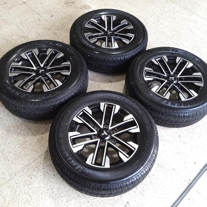 velg Pajero sport rockford R18 baut 6 + ban 265 60 18.