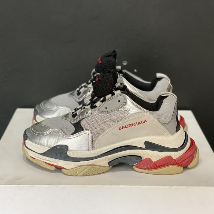 BALENCIAGA TRIPLE S SILVER RED AUTHENTIC SNEAKERS 100%