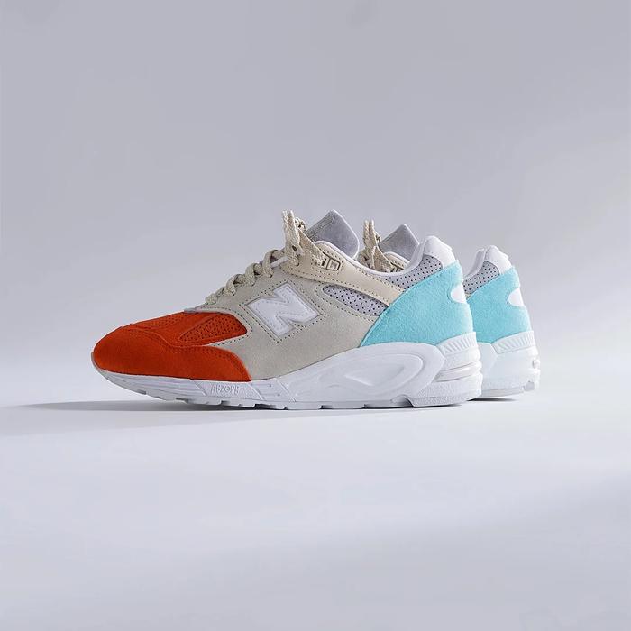 Kith x New Balance 990v2 “Cyclades” M990KC2 | 100% Original