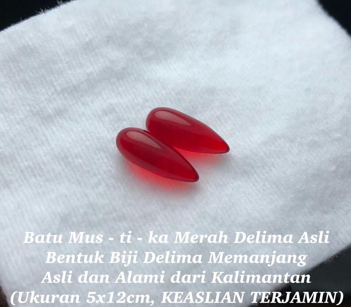 Batu Delima Merah Embun Terbaik Asli dari Kalimantan Sepasang