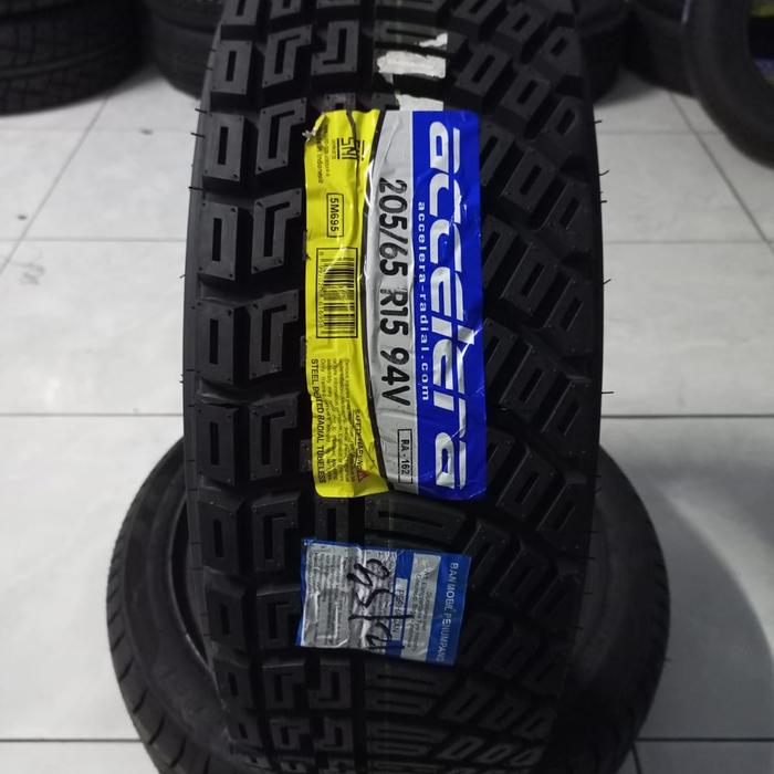Ban Mobil Tubles Accelera 205 65 R15 Accelera Rally Ban Mobil Innova