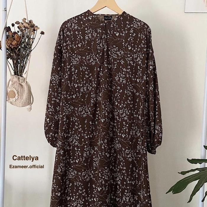 HAYA DRESS BY EZAMEER