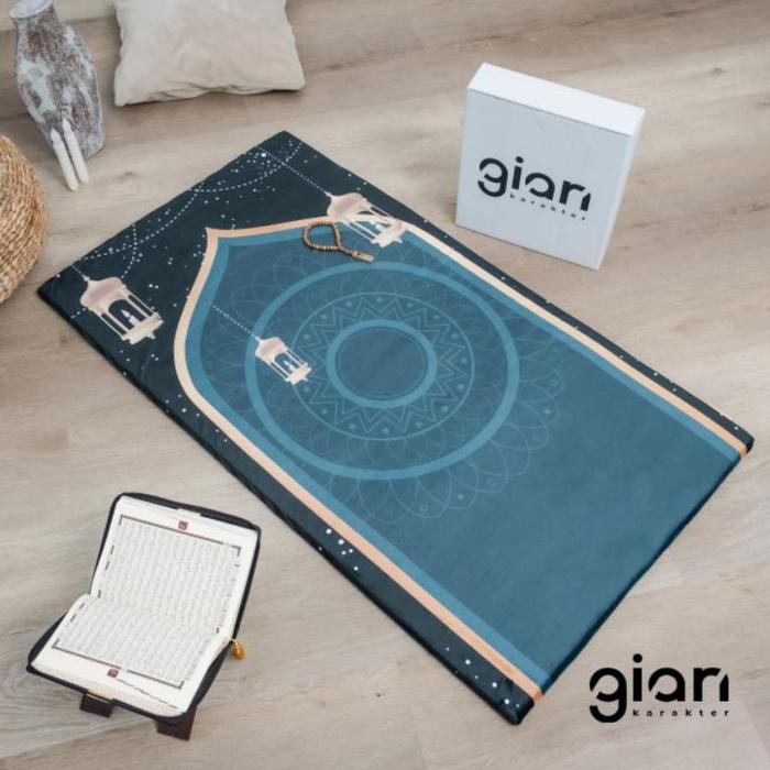 SAJADAH BUSA/PRINTING/TEBAL MINNAA PREMIUM - GIAN KARAKTER