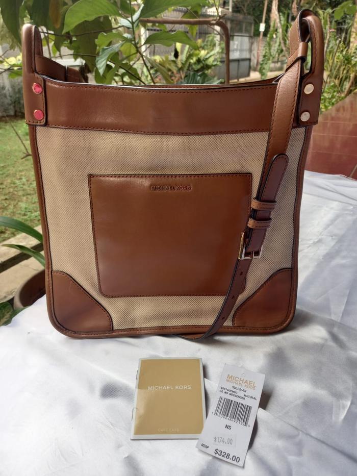 PRELOVED MICHAEL KORS SULLIVAN MESSENGER