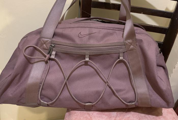 Preloved tas nike
