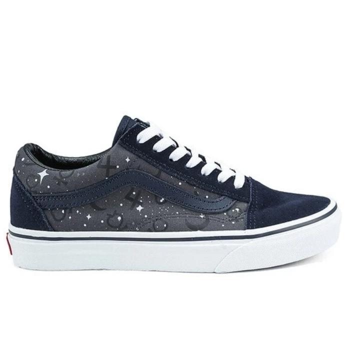Vans x Sailor Moon Oldskool Pretty Guardians Parisian