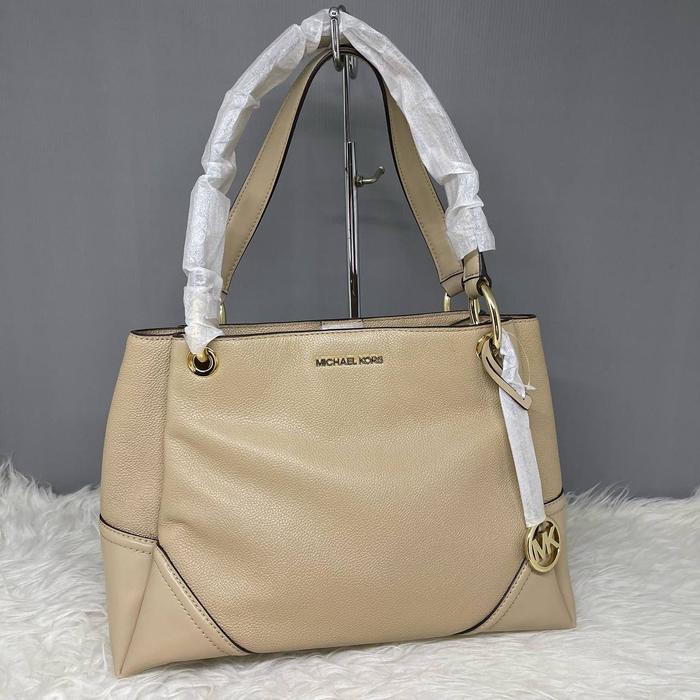 TAS MK NICOLE LARGE SHOULDER BAGBISQUE DEFECT KIKIS
