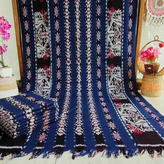 Kain tenun ikat tradisional antik blanket etnik motif gapura terbaru