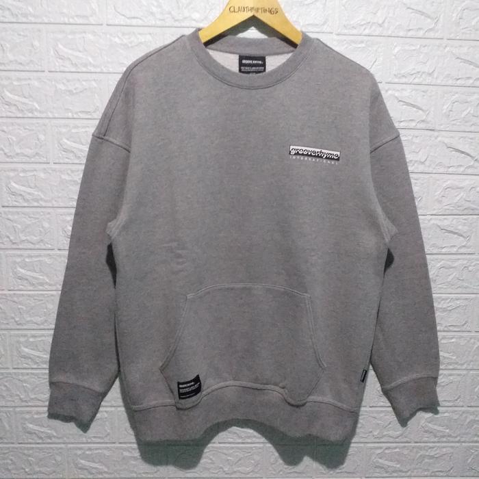 crewneck groove rhyme second