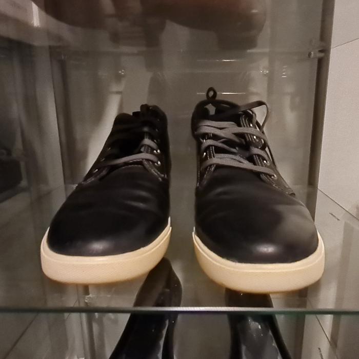 preloved! original chukkka boots TIMBERLAND for sale! size 42
