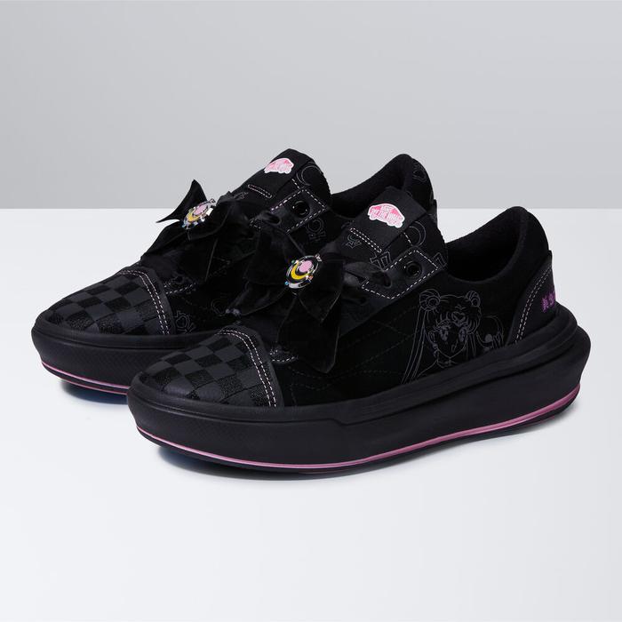 VANS X SAILOR MOON OLD SKOOL OVERT CC