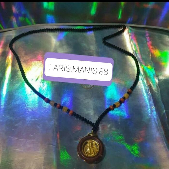 kalung dewi kwan im