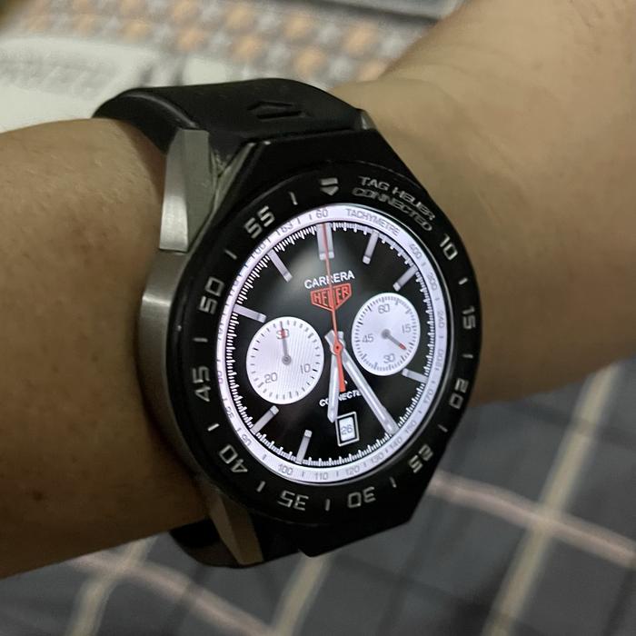 Tag heuer connected watch intel
