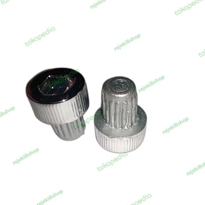 BAUT RIVET VELG CHROME SILVER