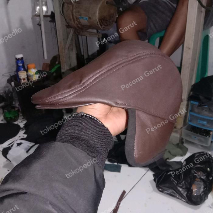 Pesona Garut- Topi Kulit Anti Dingin Penutup Telinga /topi news Boys