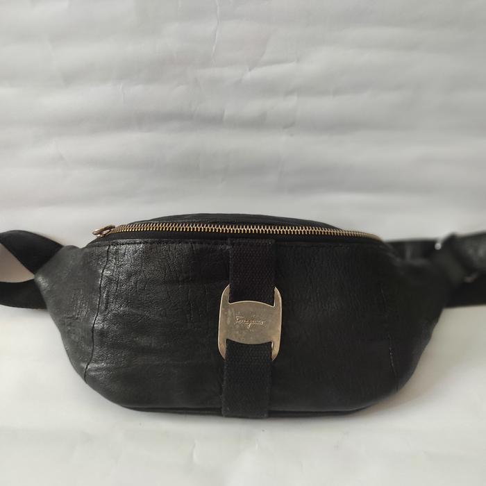 Tas wb kulit pria Salvatore Ferragamo