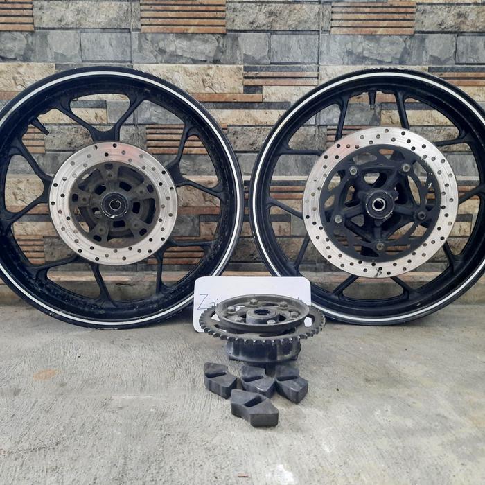 velg yamaha xabre original