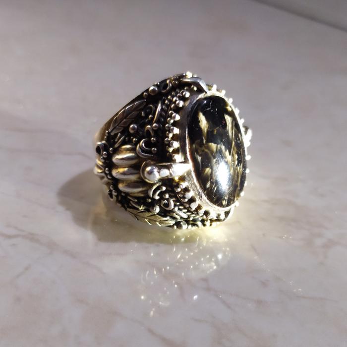 Bulu macan lumajang / bulu macan / basaltic tiger glass / basaltic