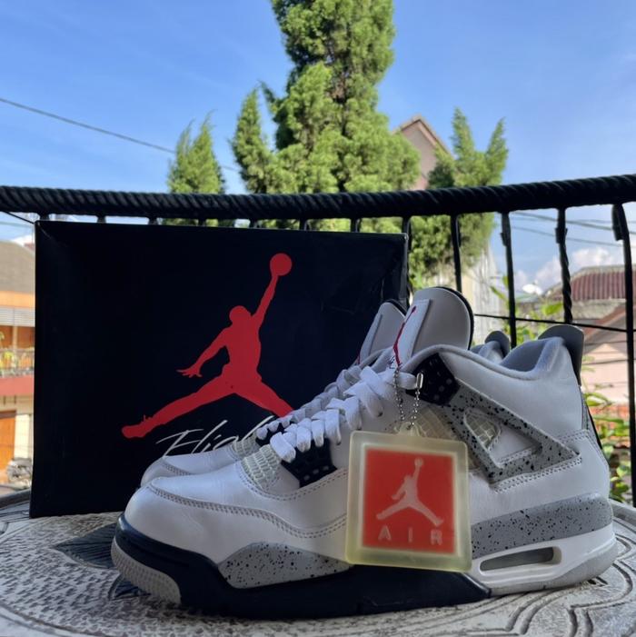 AIR JORDAN 4 WHITE CEMENT AUTHENTIC ORIGINAL SNEAKERS 100%