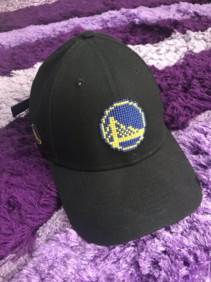 New era 9forty GSW Pixel