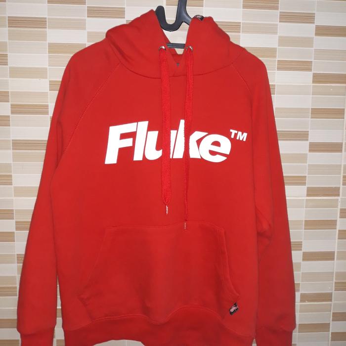 FLUKE Original Hoodie Size M Bahan Lembut Panjang 65 cm Lebar 50 cm Kondisi Mulus 95% Tag Lengkap