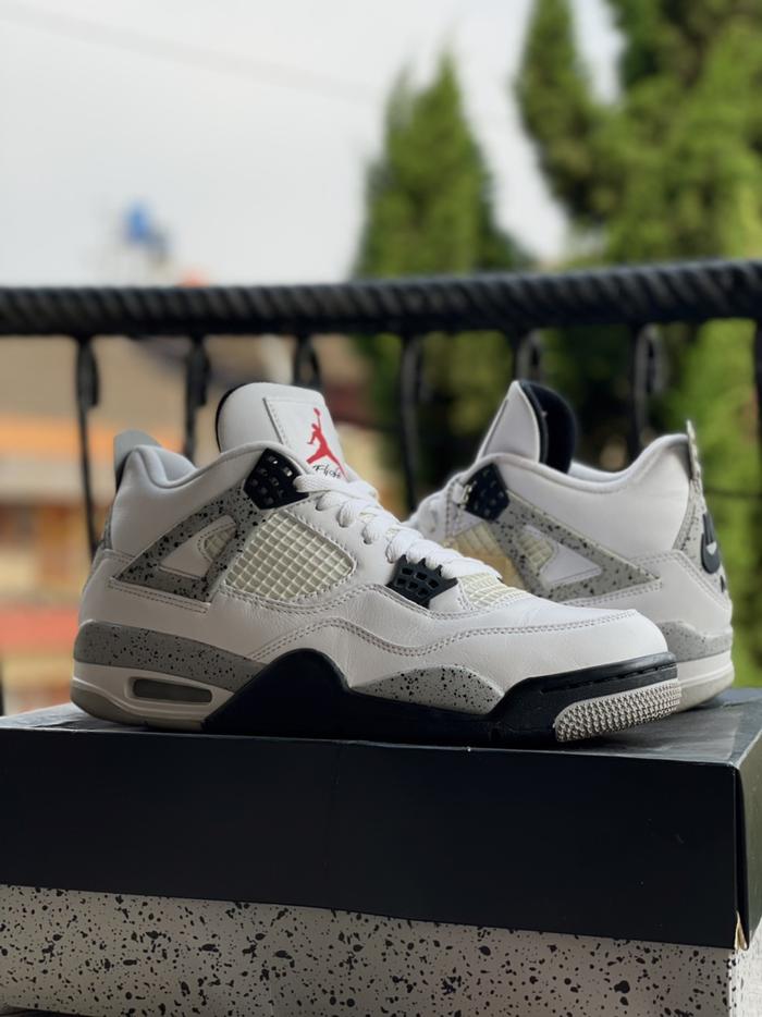 AIR JORDAN 4 WHITE CEMENT AUTHENTIC SNEAKERS 100%