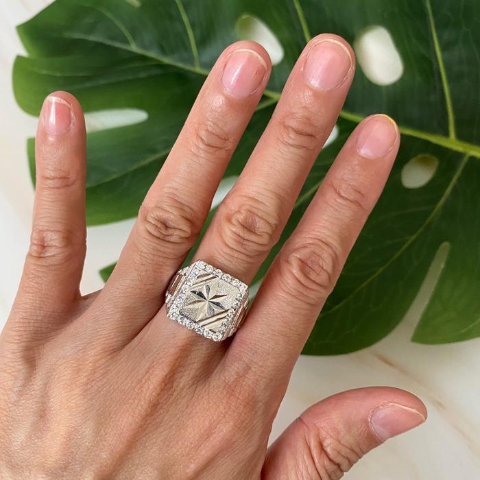 Cincin Pria Emas Putih 17K Kadar 750 Fashion Zircon 5.86 Gram Size 18