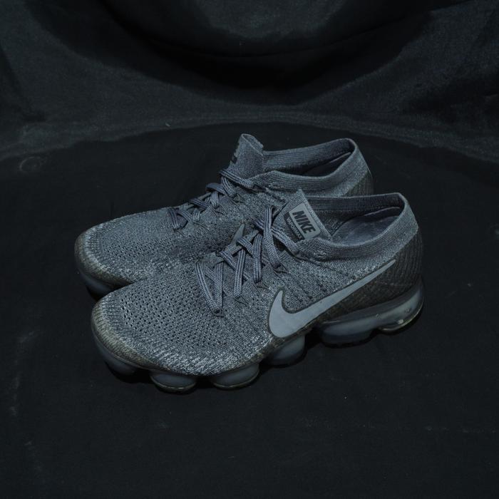 Sepatu nike air vapormax cool grey original bekas