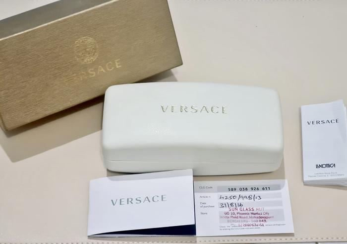 Box Kacamata Versace Original lengkap beserta buku kondisi bersih