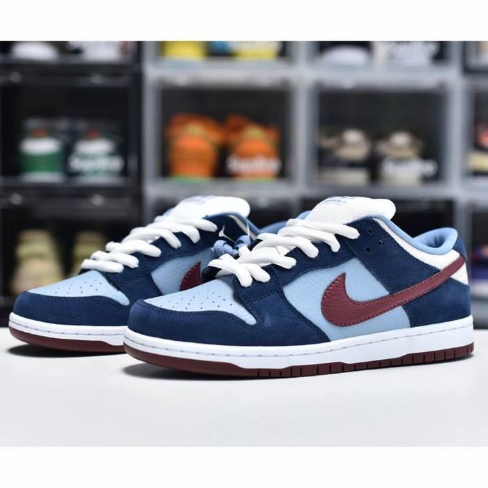 Nike SB Dunk Low FTC Finally High