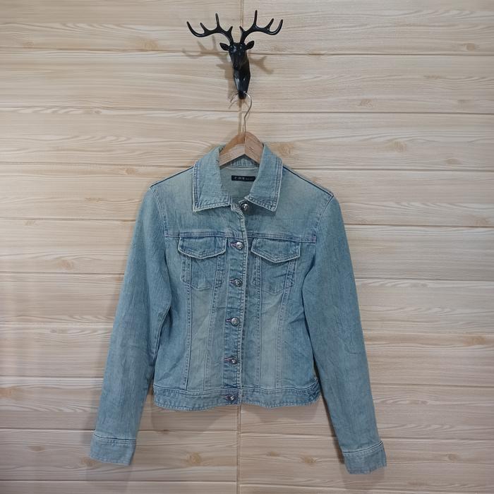 Trucker/Jaket Jeans Kode Tw 39 Cds Basic Size P57 L43