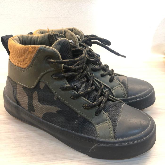 (PRELOVED) ZARA BOOTS - SIZE 28-29