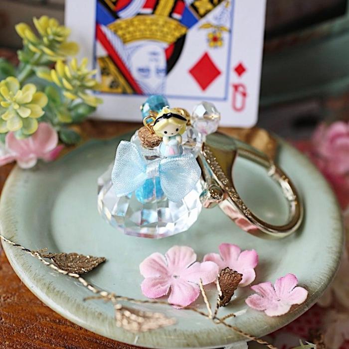 JT Back to Wonderland Alice Keyring Drink Me