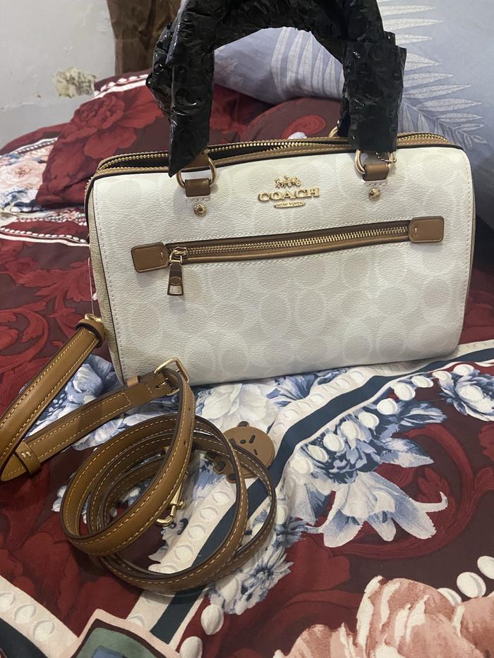 tas coach rowan signature