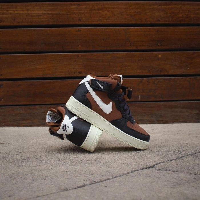 Nike Air Force 1 Mid 07 LX “Black/Brown”