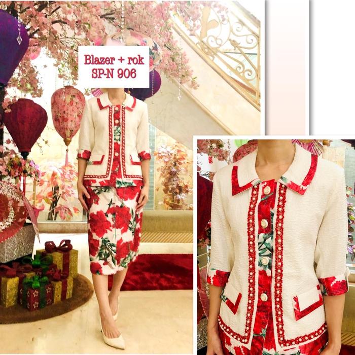 Setelan blazer wanita premium warna putih. Setelan blazer wanita bertexture. Set blazer wnaita motif