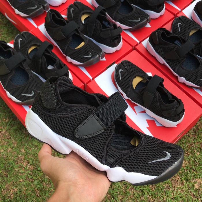 nike air rift ninja women